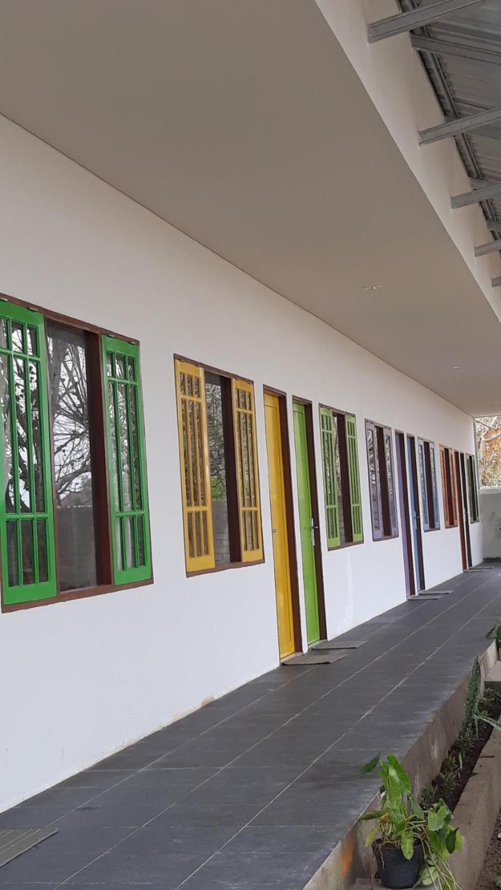 Bujang Lapuk Hostel Sekotong Exterior photo